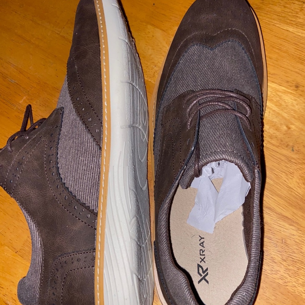 Men’s dress shoes